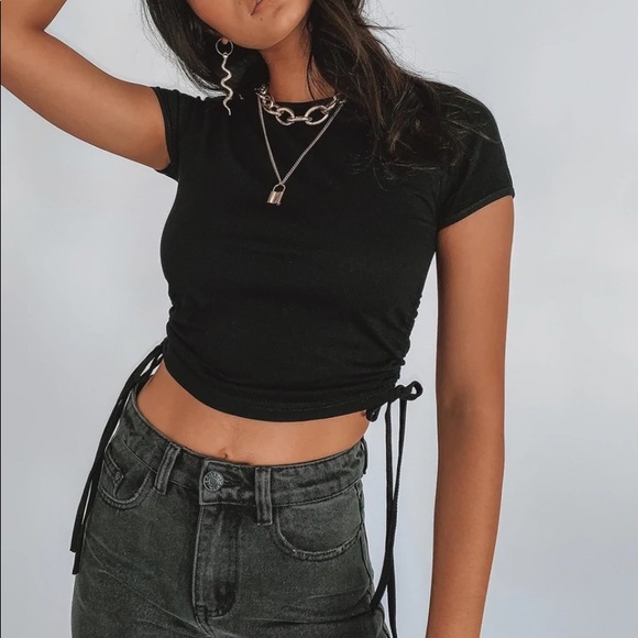 SOLD  NEW Princess Polly EVANT TEE Black Ruched Sides Sz 6 - Picture 5 of 5